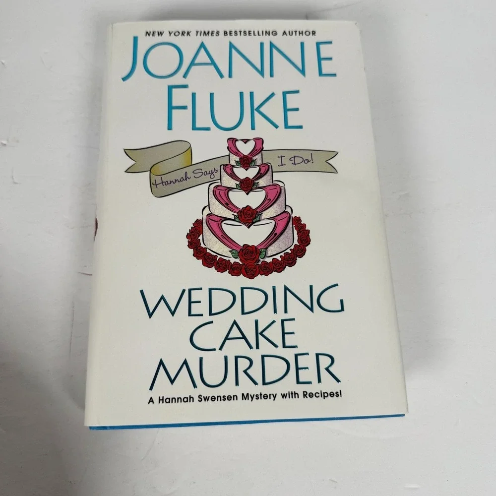 Wedding Cake Murder Joanne Fluke 2016 First Edition Hardcover‎ Mystery Recipes
